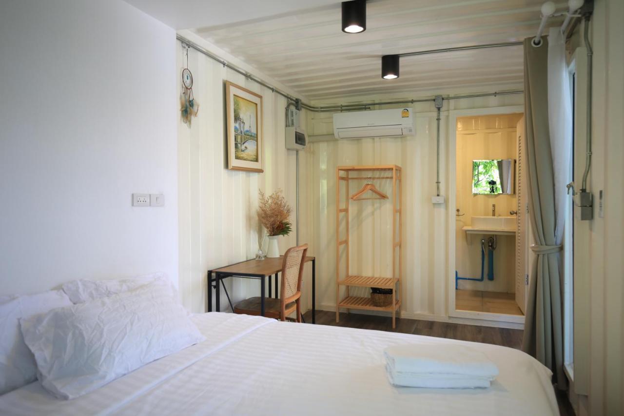 Day Off House Chiang Mai Near Walking Street Apartment Luaran gambar