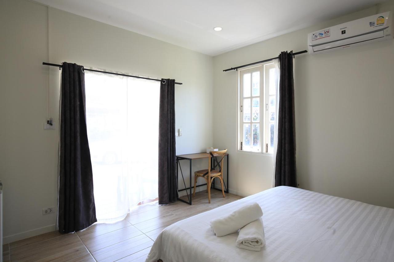 Day Off House Chiang Mai Near Walking Street Apartment Luaran gambar