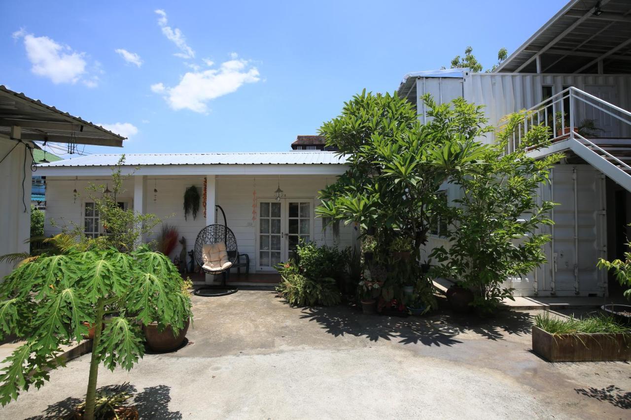 Day Off House Chiang Mai Near Walking Street Apartment Luaran gambar