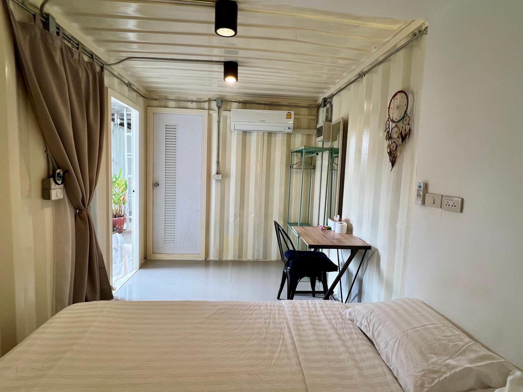 Day Off House Chiang Mai Near Walking Street Apartment Luaran gambar